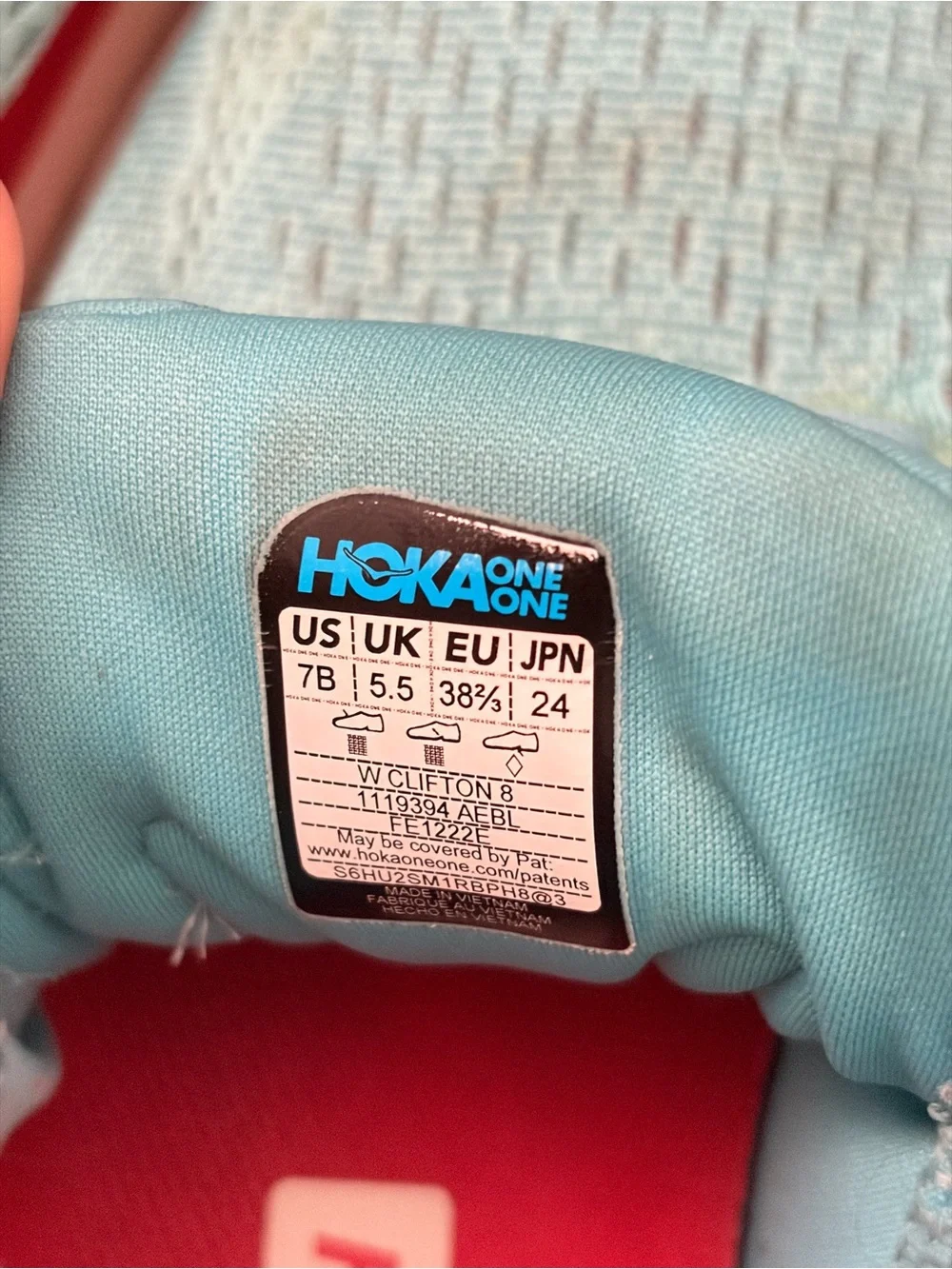 Hoka Clifton 8 Running Shoes women’s size 7